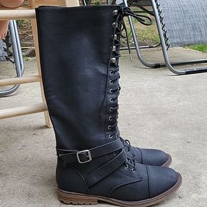 Mossimo Lace up Boots